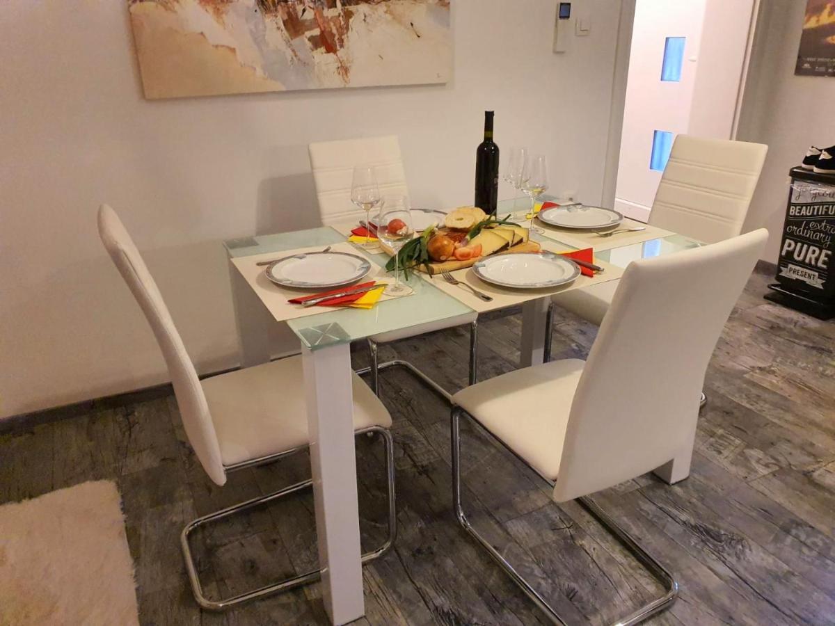 أوباتيا Apartment Bougainvilla المظهر الخارجي الصورة